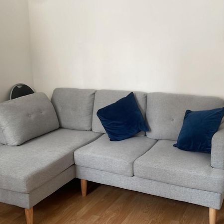 4 Bedroom House In Turnpike Lane/Wood Green Лондон Екстериор снимка